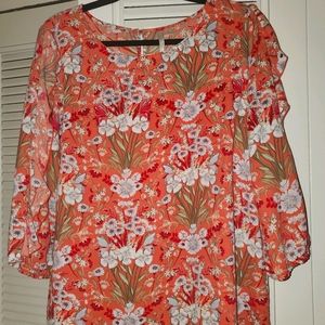Floral top
